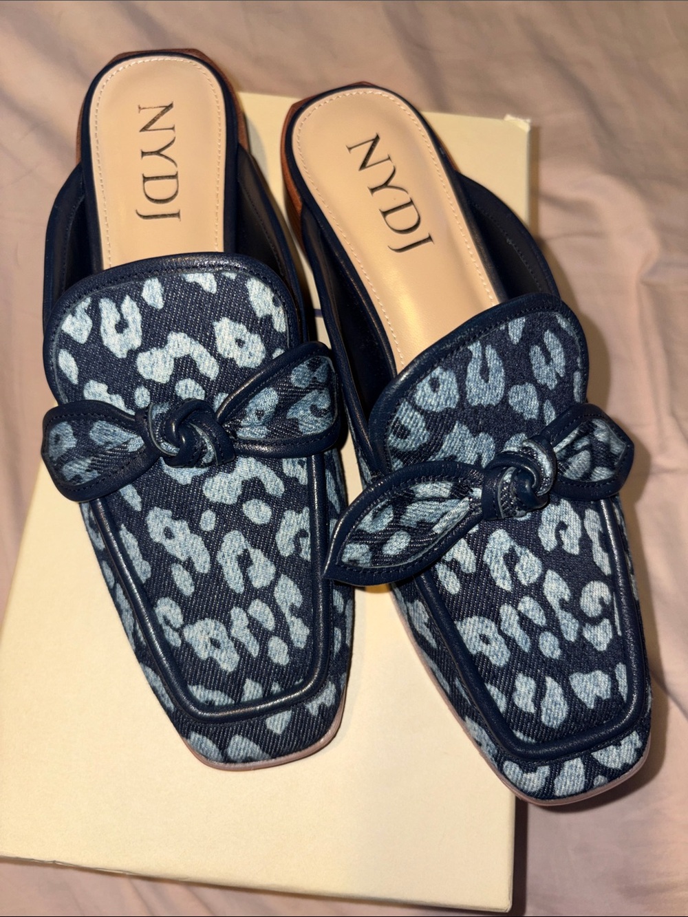 NYDJ Navy and Light Blue Leopard-Print Knot Mules